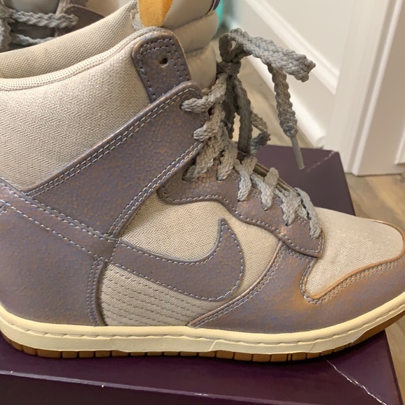 Nike Dunks Sky High VNTG Wedge Color Silver Ice Blue - Picture 4 of 7